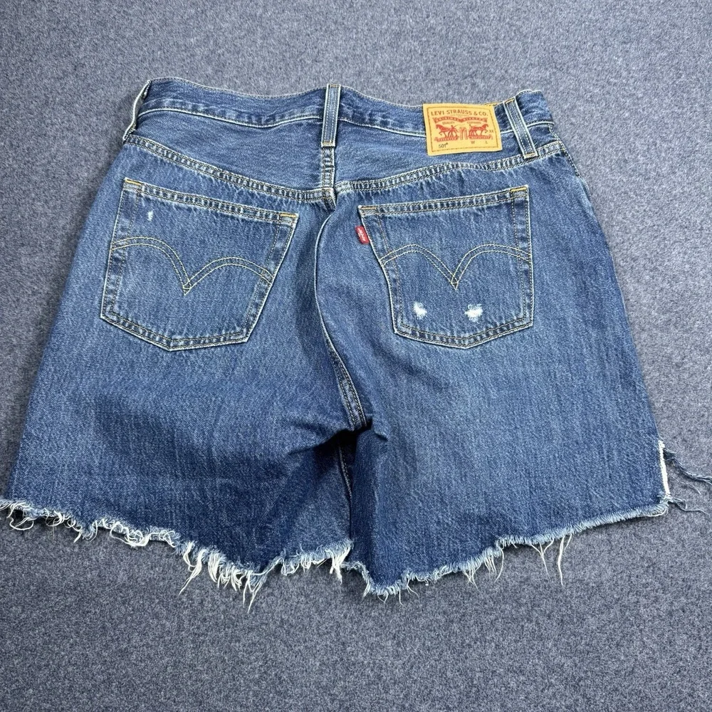 Levis 501 Womens 32 Original Cut Off Denim Shorts Blue Button Fly Y2K Distressed